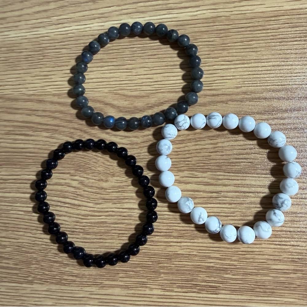 Stone Stretch Bracelets Set of 3 Lapis Howlite and Onxy One Size